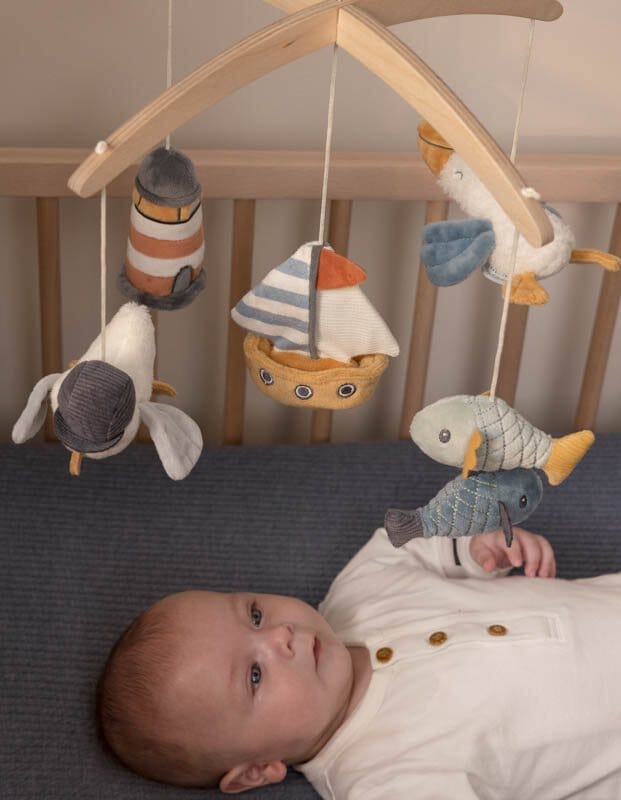 Mobile musical sailors bay Little Dutch 