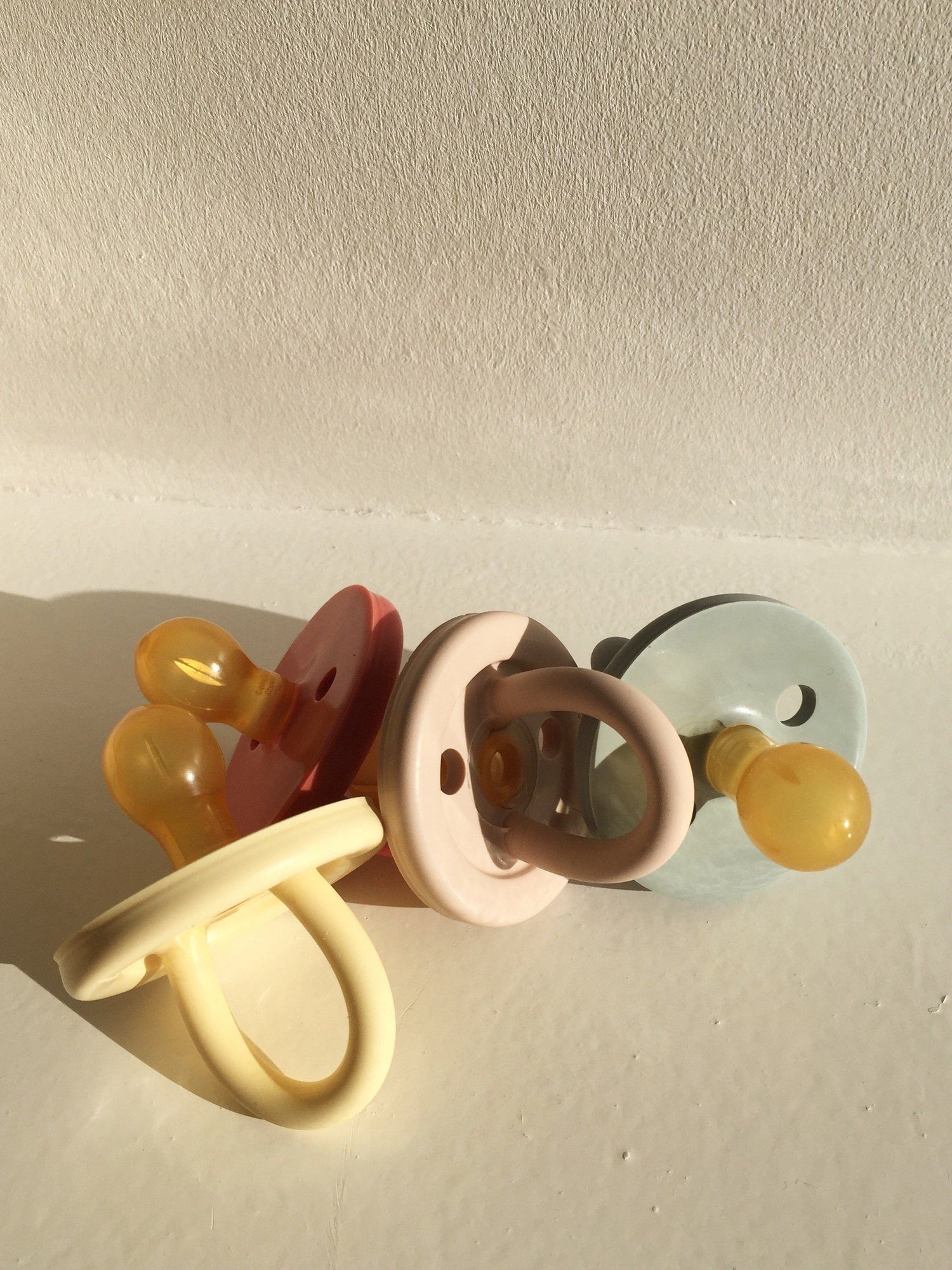 Mio pacifier cherry lemonade +18 months Konges sløjd Pacifier Konges sløjd 