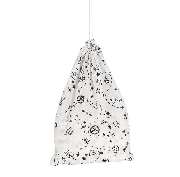 2 musselinas peace&love 60 cm + saquinho Muslin Hutch&Putch