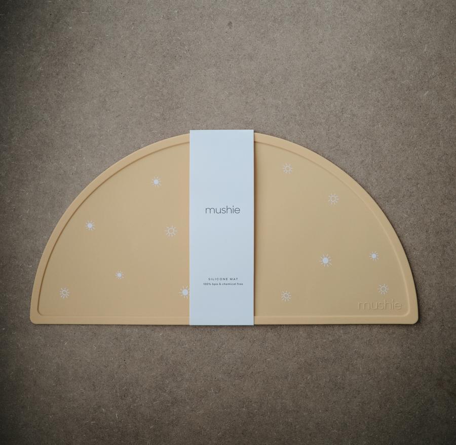 Silicone place mat sun meal mushie 