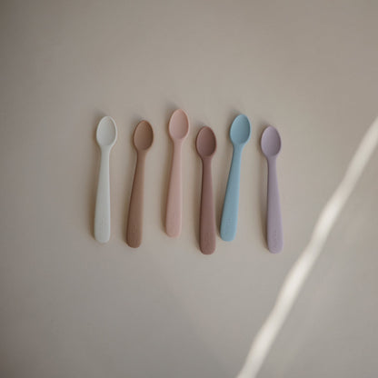 2-pack silicone feeding spoon lilac mushie Meal mushie 