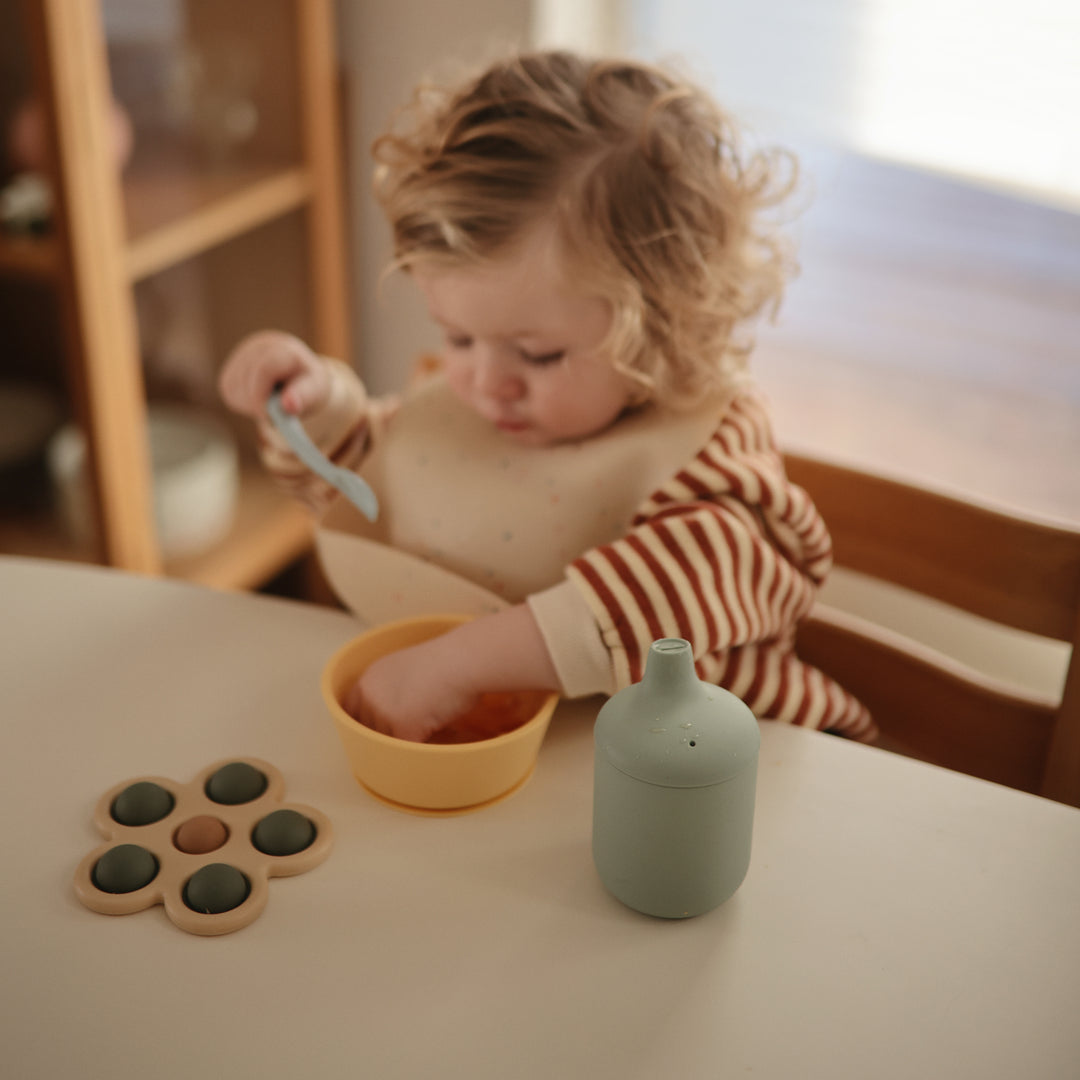 Silicone sippy cup cambridge blue mushie meal mushie 