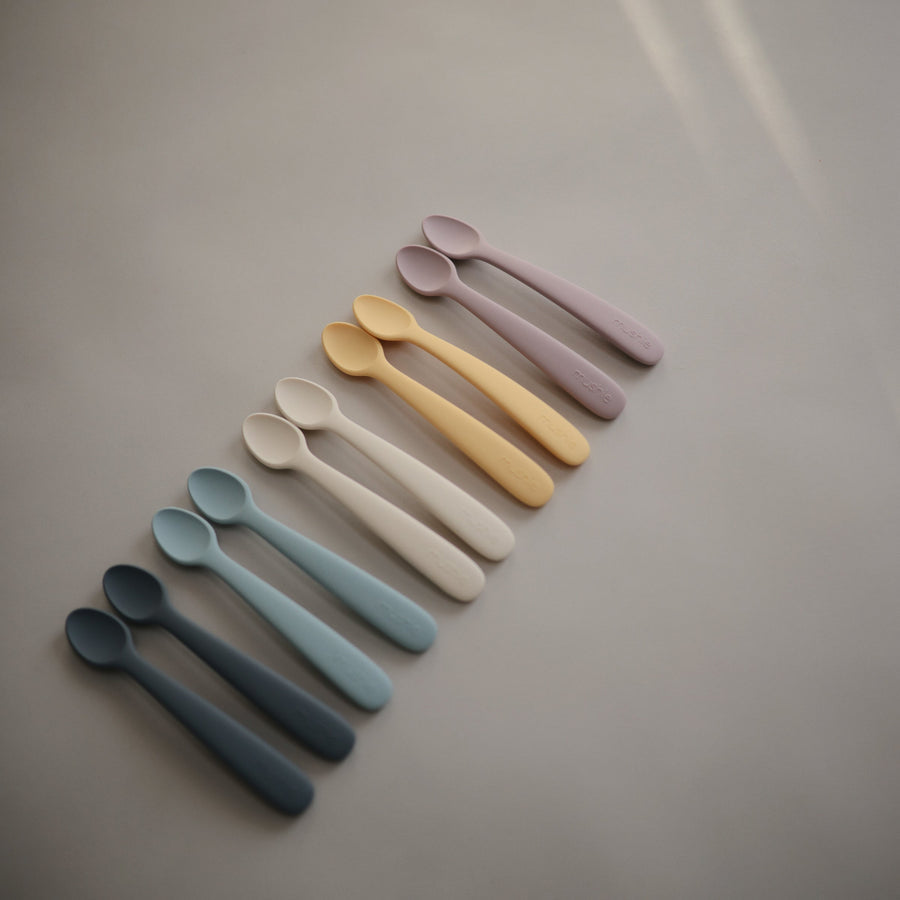 2-pack silicone feeding spoon daffodil mushie Meal mushie 