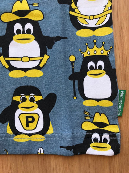 Penguin party top Tops Naperonuttu 