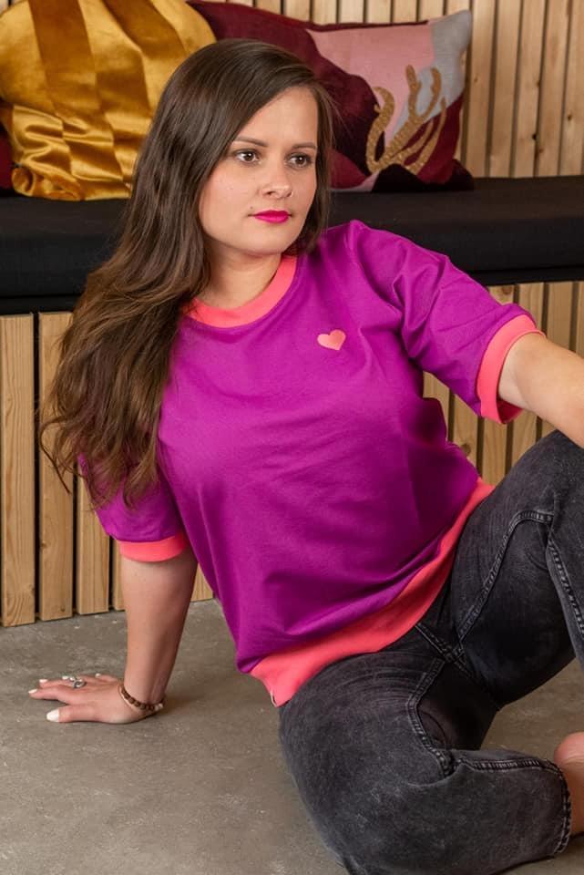 All I adore t-shirt wild aster AiA WOMAN AlbaBaby Woman Alba of Denmark 