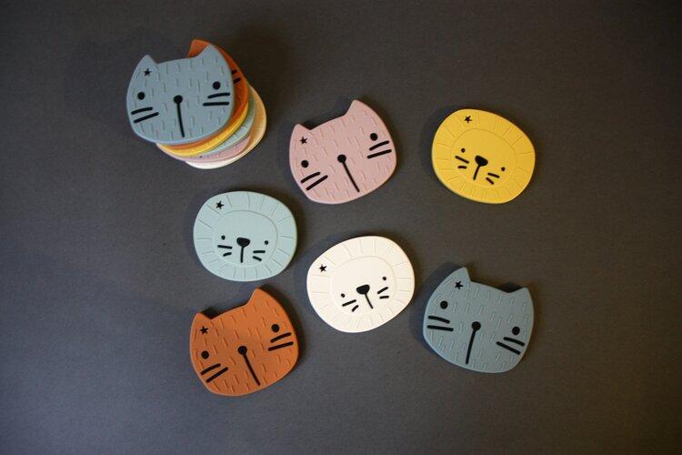Silicone teether Milo the dog storm grey Toys the cotton cloud