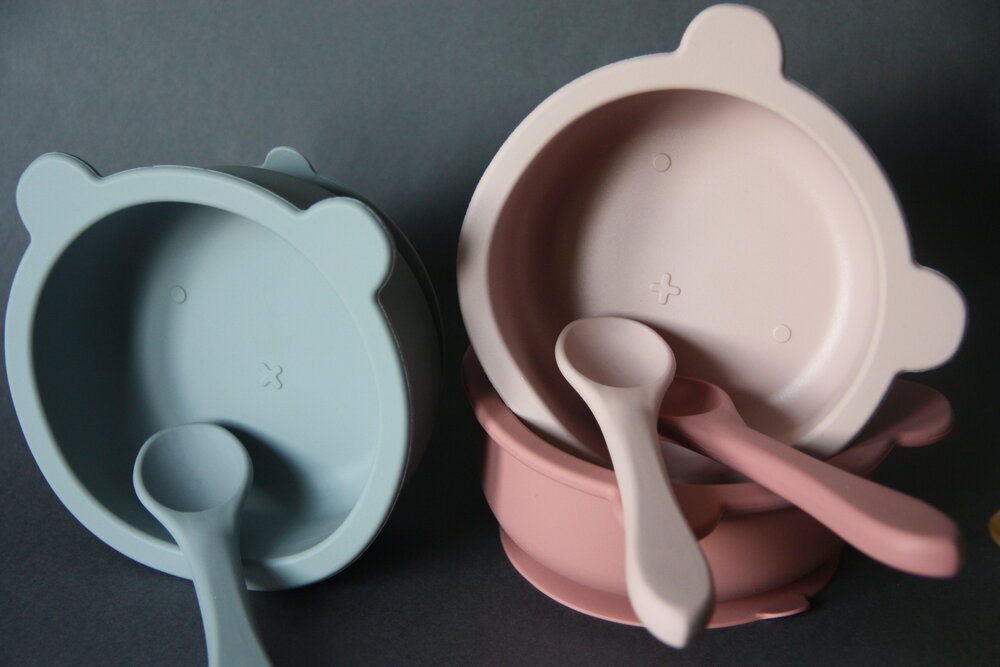 Bear silicone bowl smokey blue Dinnerware the cotton cloud