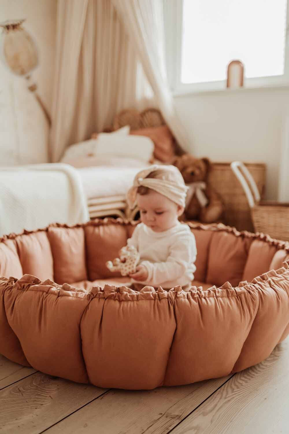 Tapete BLOMM tawny brown Play&amp;Go 
