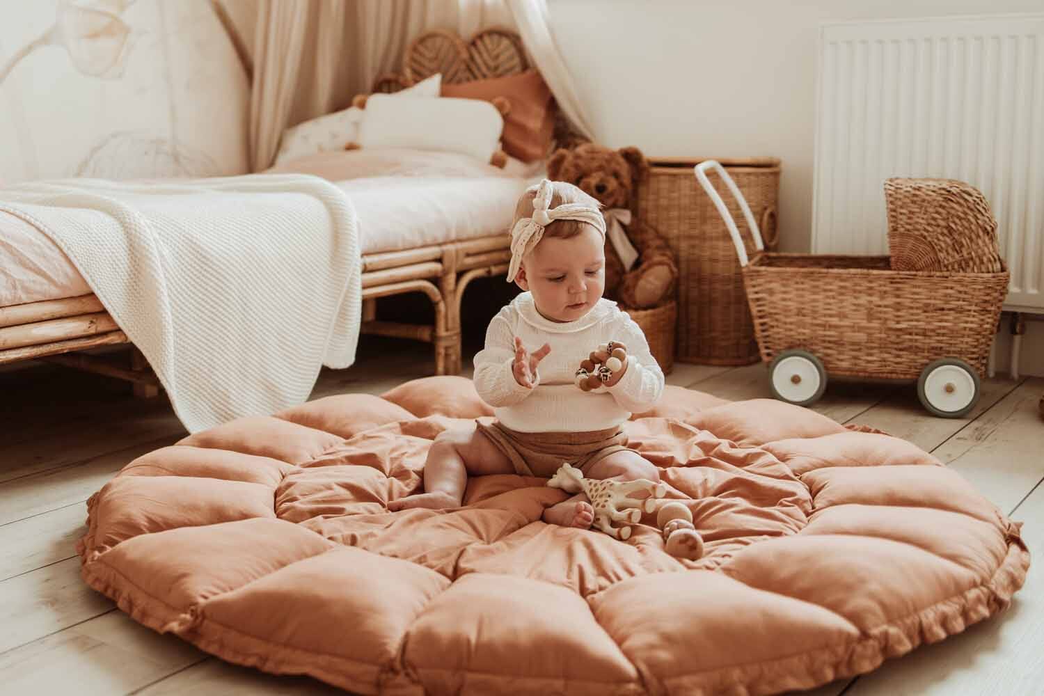 Tapete BLOMM tawny brown Play&amp;Go 