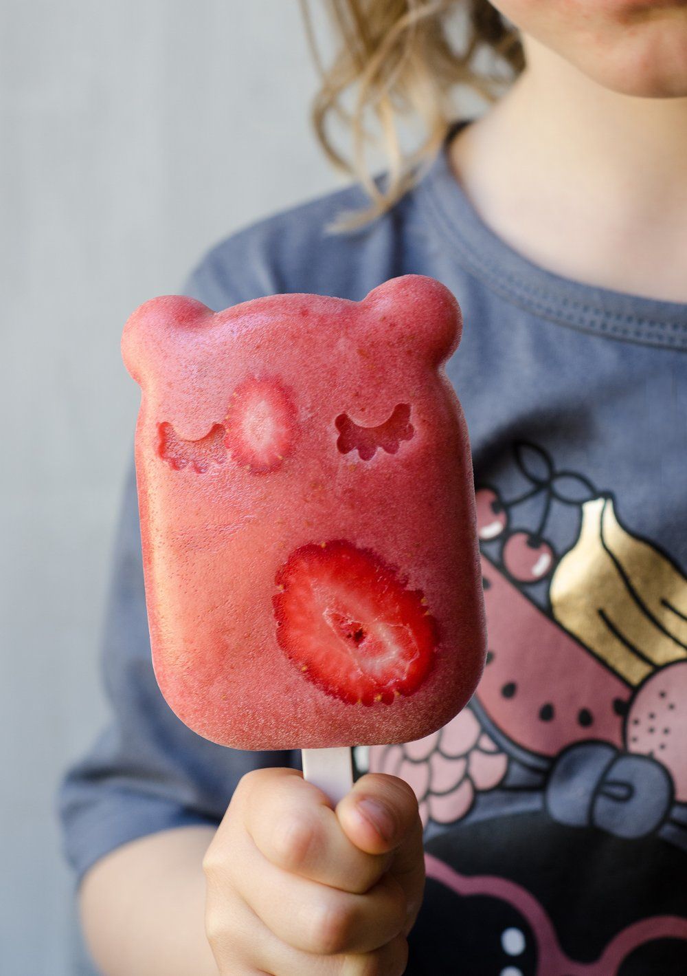 Frosties - silicone popsicle moulds dusty rose Dinnerware we might be tiny