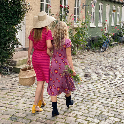 A vintage day bordeaux flower power love AiA WOMAN AlbaBaby dress Alba of Denmark 