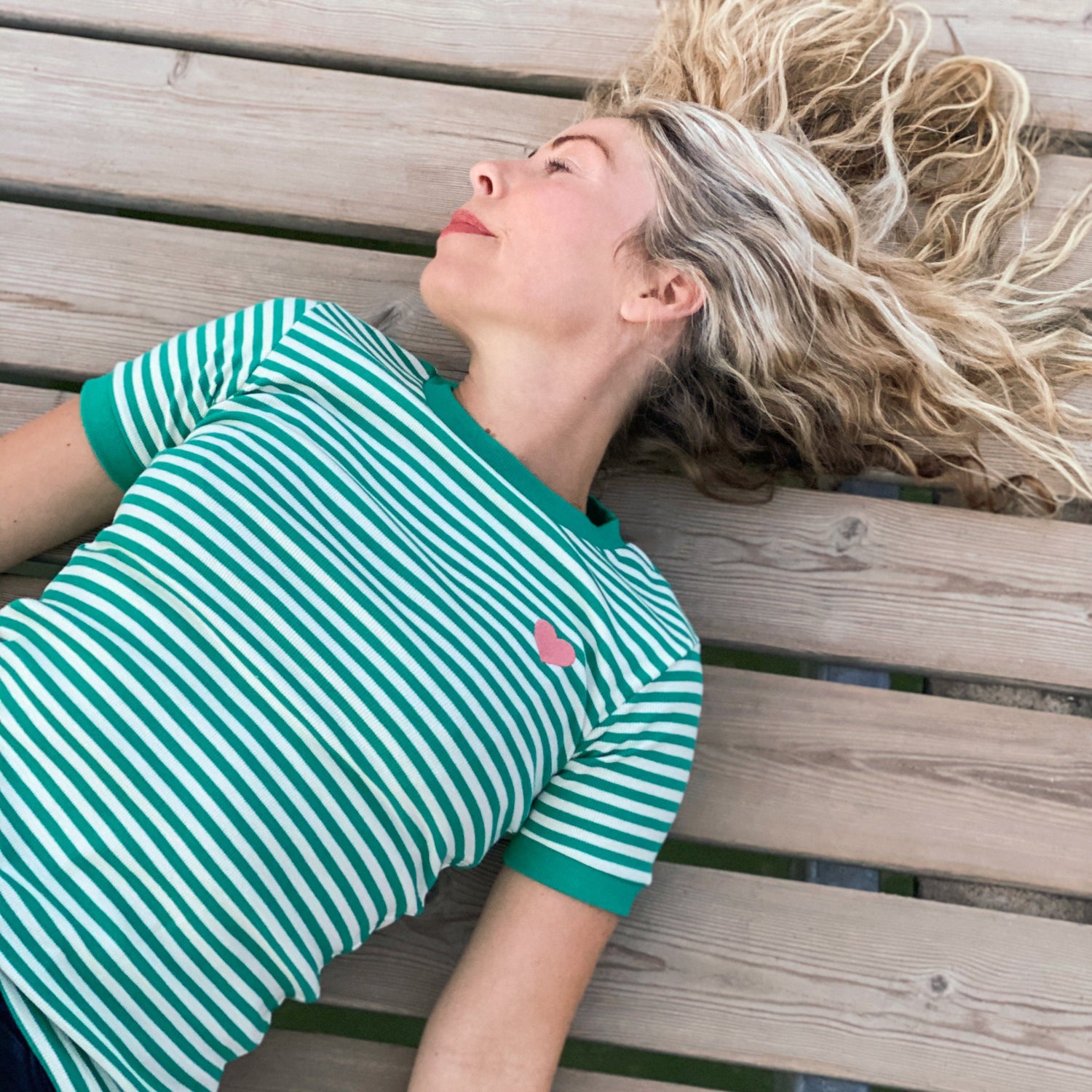 Vigga t-shirt pepper green magic stripes AiA WOMAN AlbaBaby Tops Alba of Denmark 