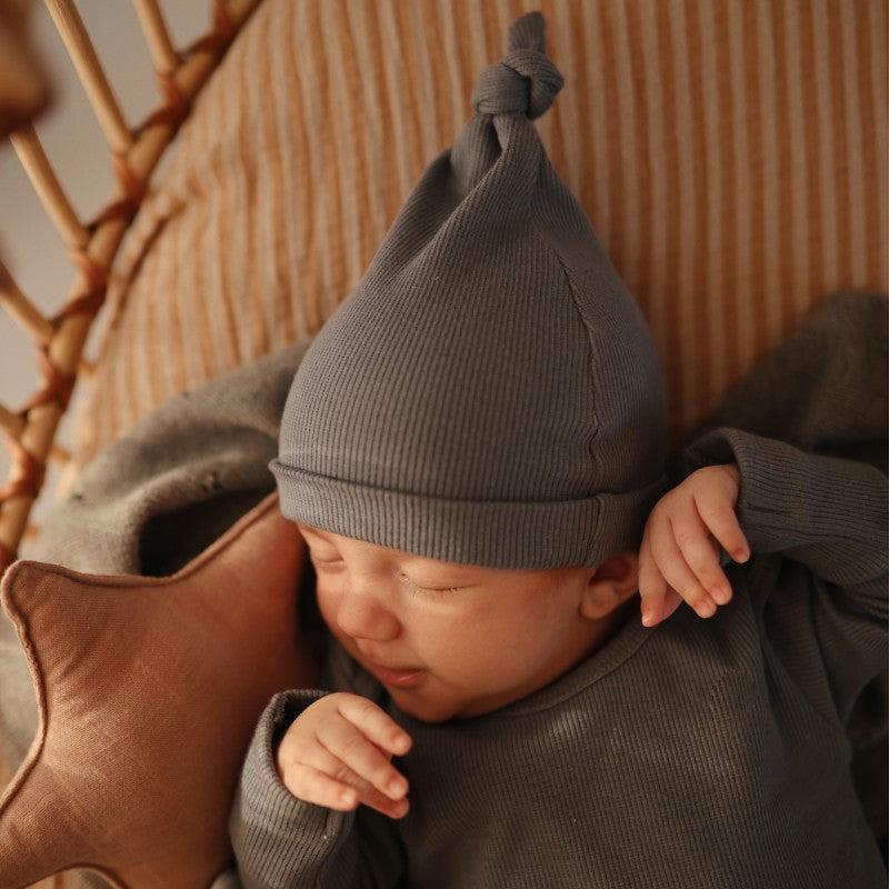 Gorro com nó cinza melange 0-3M Hat mushie