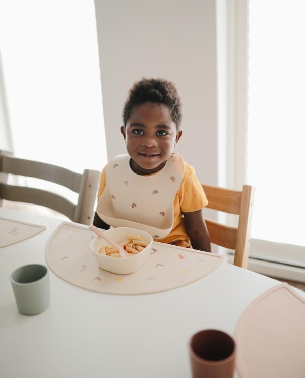 Silicone place mat sun meal mushie 
