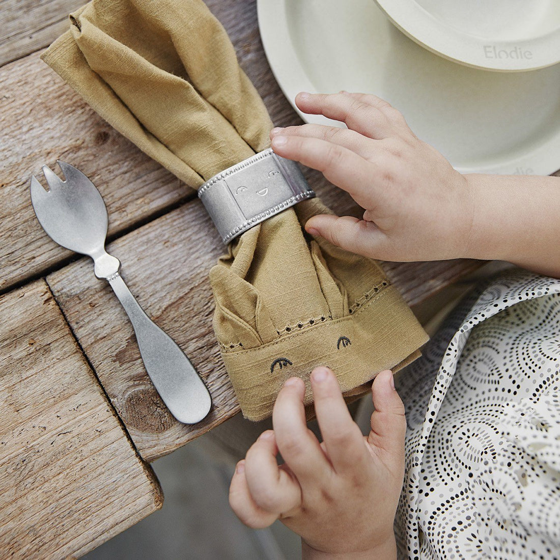Cutlery set antique silver dinnerwear Elodie details 