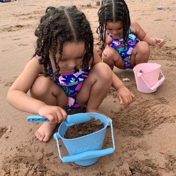 Pá amarela Scrunch Toys Scrunch