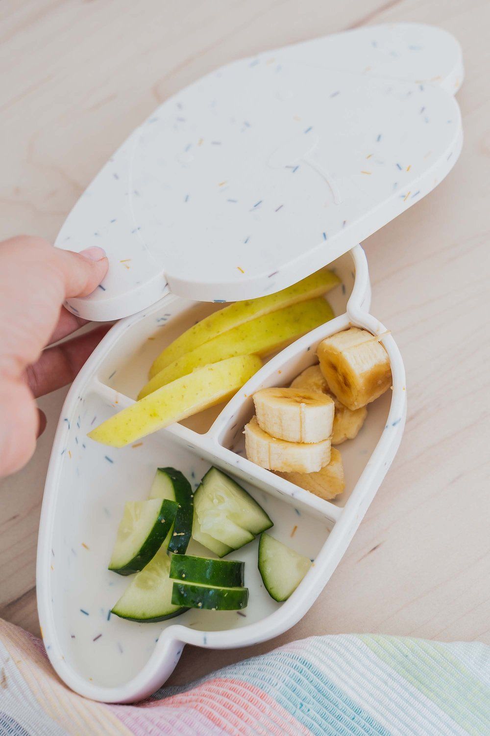 Lunchbox silicone dog confetti Dinnerware the cotton cloud 